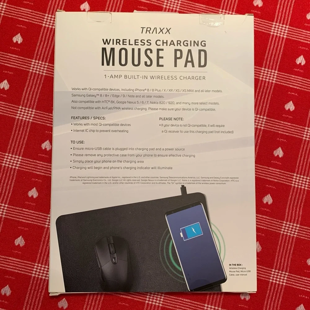 NWOT Traxx Wireless Charging Mouse Pad